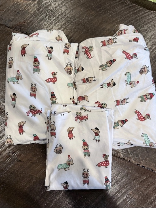 Other - Holiday Dog Print White Cotton Sheet Set